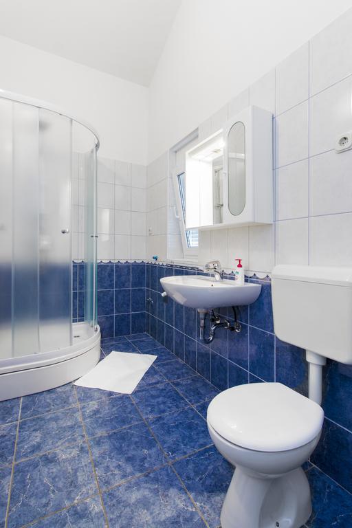 Vila Jadranka Vodice Kültér fotó